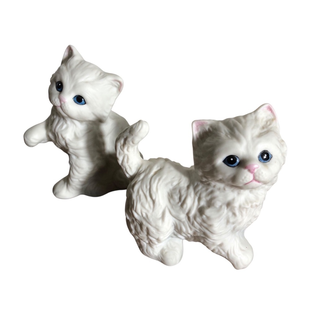 Homco white Persian ceramic kitten figurines